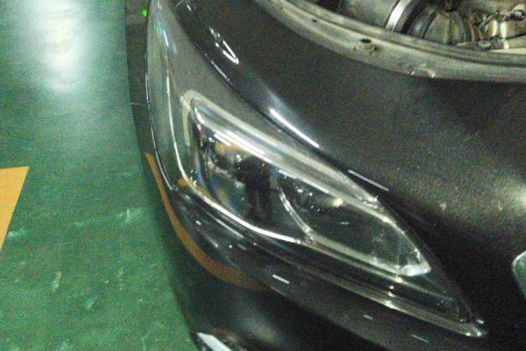 Used Buick LaCrosse 2018 20T Elite Edition Right Front Headlight