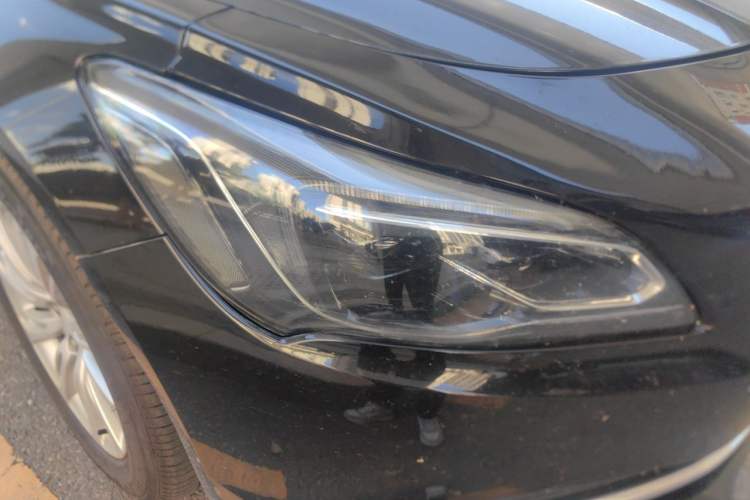 Used Buick LaCrosse 2018 20T Elite Edition Right Front Headlight
