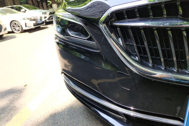 Used Buick LaCrosse 2018 20T Elite Edition Right Front Headlight