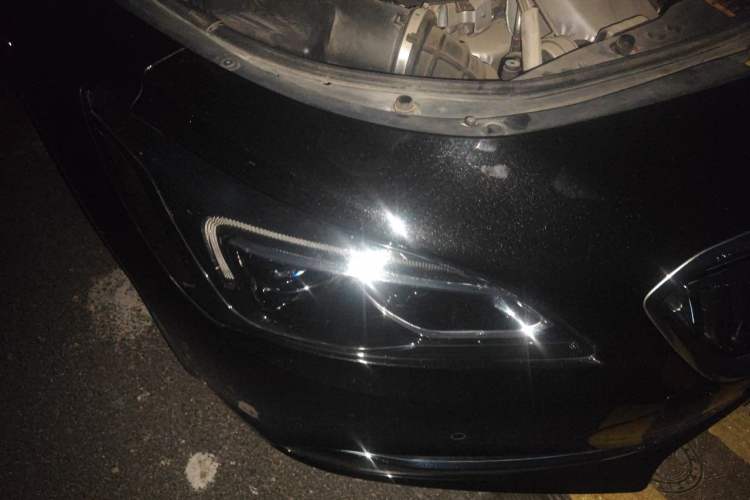 Used Buick LaCrosse 2018 28T Elite Edition Right Front Headlight