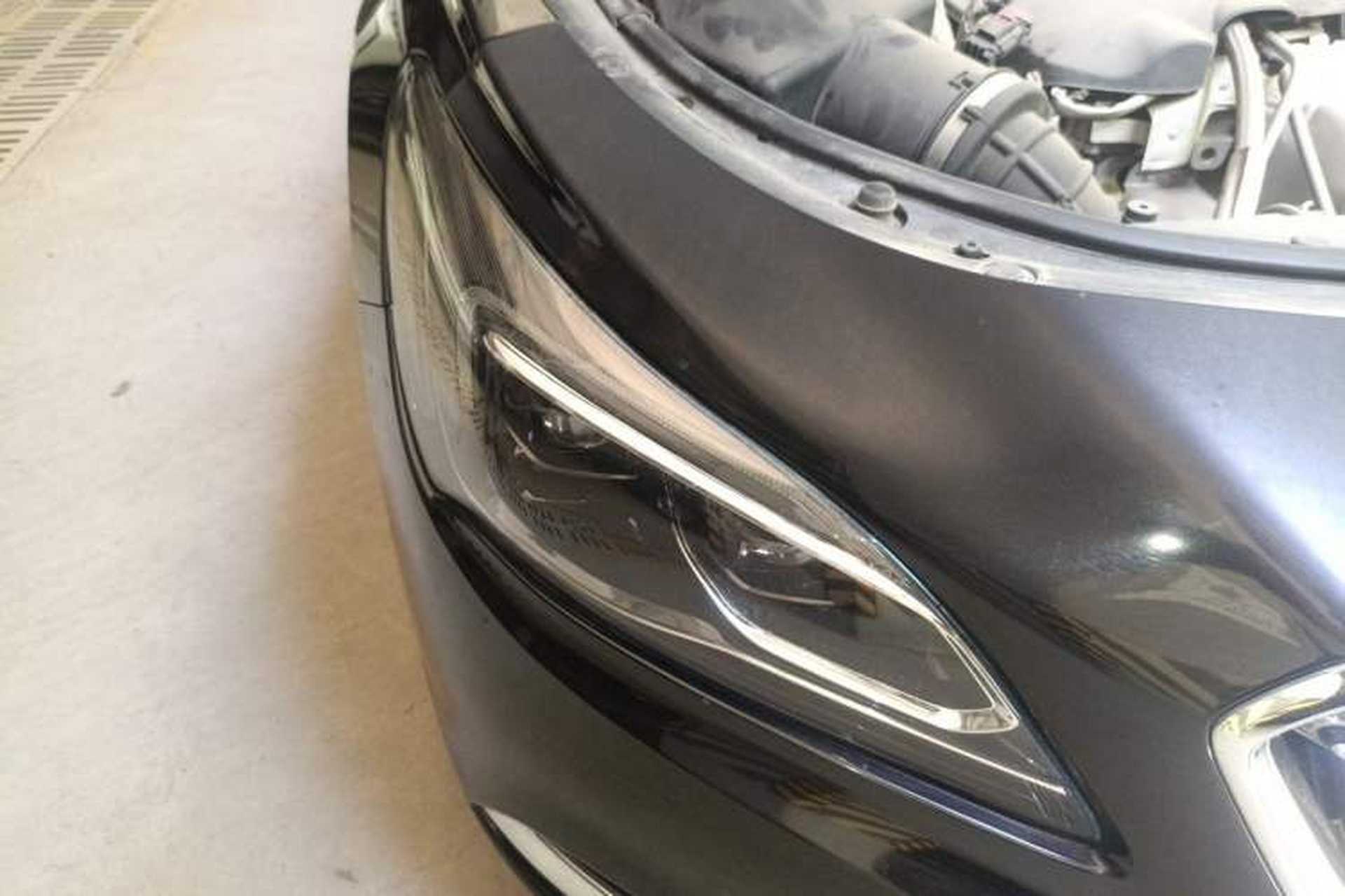 Used Buick LaCrosse 2018 28T Elite Edition Right Front Headlight