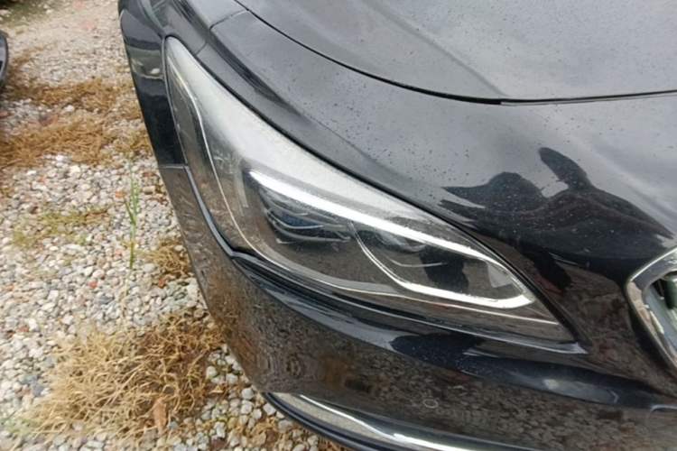 Used Buick LaCrosse 2018 28T Elite Edition Right Front Headlight
