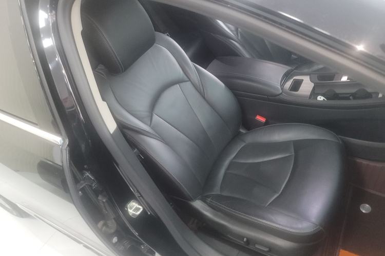 Used Buick LaCrosse 2018 20T Elite Edition Right Front Seat