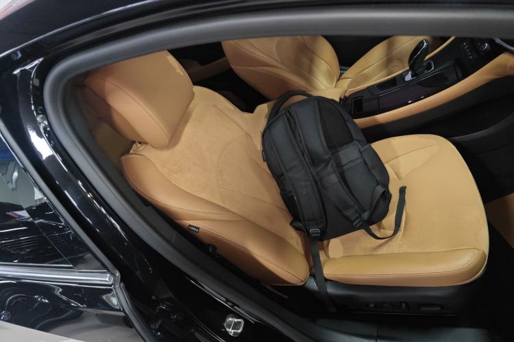 Used Buick LaCrosse 2018 20T Luxury Model Right Front Seat
