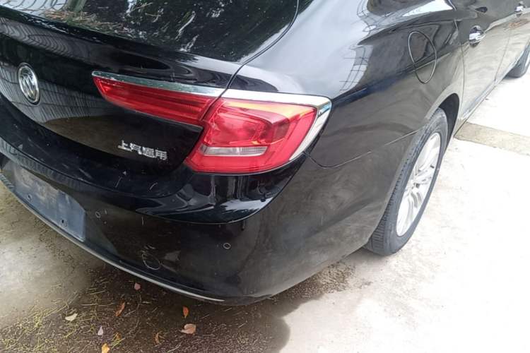 Used Buick LaCrosse 2018 20T Elite Edition Right Rear Taillight