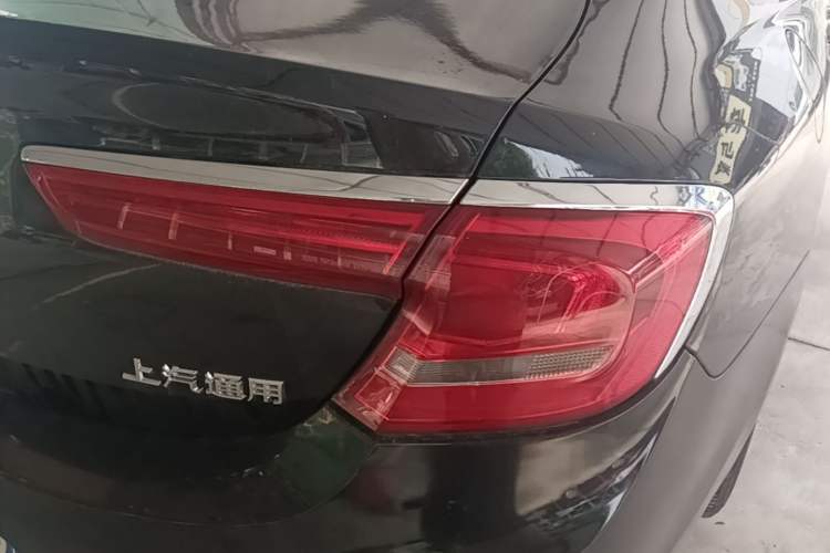 Used Buick LaCrosse 2018 20T Elite Edition Right Rear Taillight