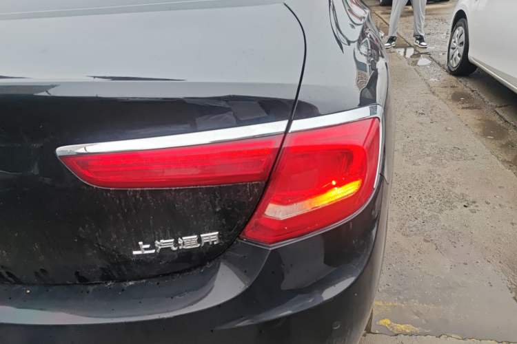 Used Buick LaCrosse 2018 28T Elite Edition Right Rear Taillight