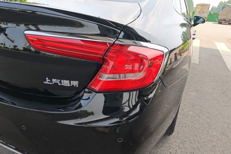 Used Buick LaCrosse 2018 20T Elite Edition Right Rear Taillight