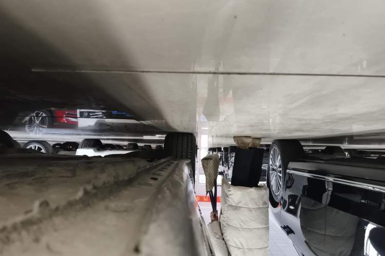 Used Buick LaCrosse 2018 20T Luxury Model Right Side Sill