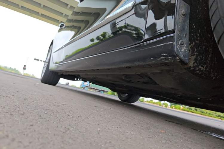 Used Buick LaCrosse 2018 20T Elite Edition Right Side Sill