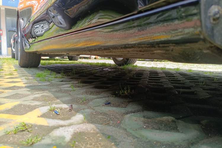 Used Buick LaCrosse 2018 20T Elite Edition Right Side Sill
