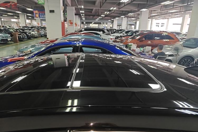 Used Buick LaCrosse 2018 30H Elite Edition Roof
