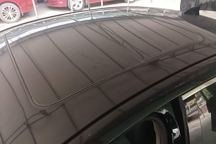 Used Buick LaCrosse 2018 20T Elite Edition Roof