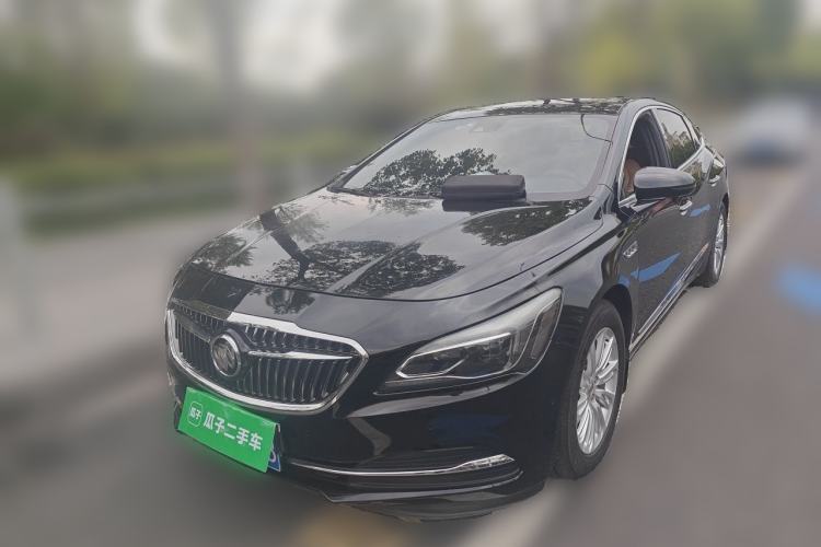 Używany Buick LaCrosse 2018 20T Luxury Model Guazi used car, China used car export, Used car for sale, Used cars, Cheapest cars for sale
