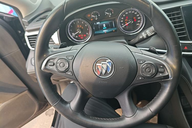 Used Buick LaCrosse 2018 20T Elite Edition Steering Wheel
