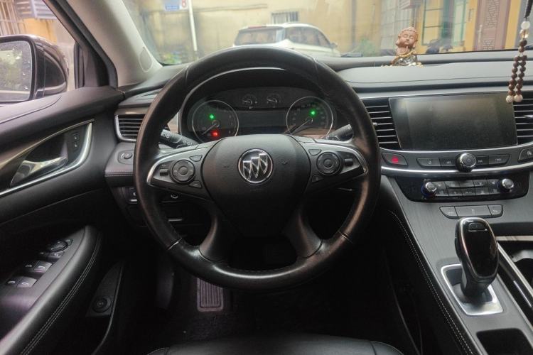 Used Buick LaCrosse 2018 20T Elite Edition Steering Wheel