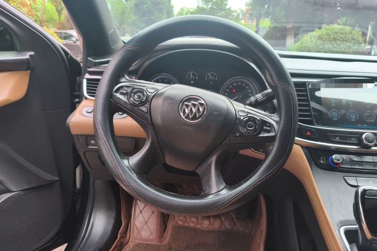 Used Buick LaCrosse 2018 28T Elite Edition Steering Wheel