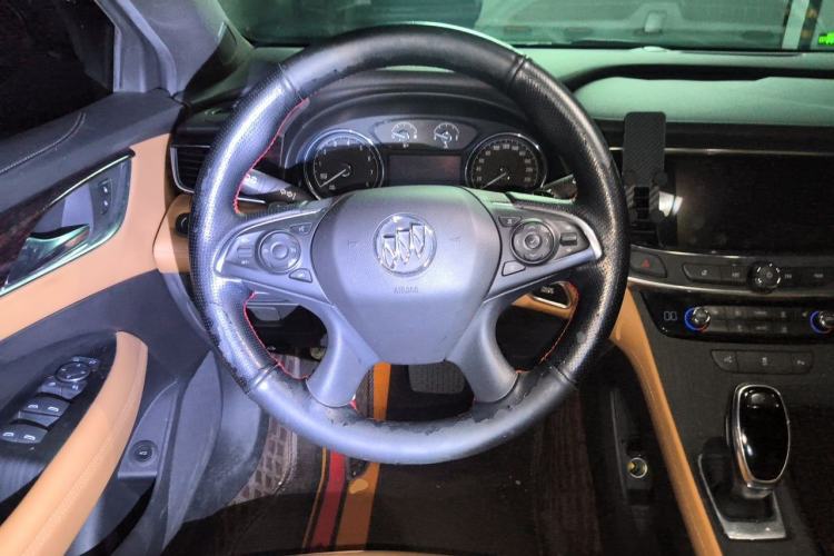Used Buick LaCrosse 2018 28T Elite Edition Steering Wheel