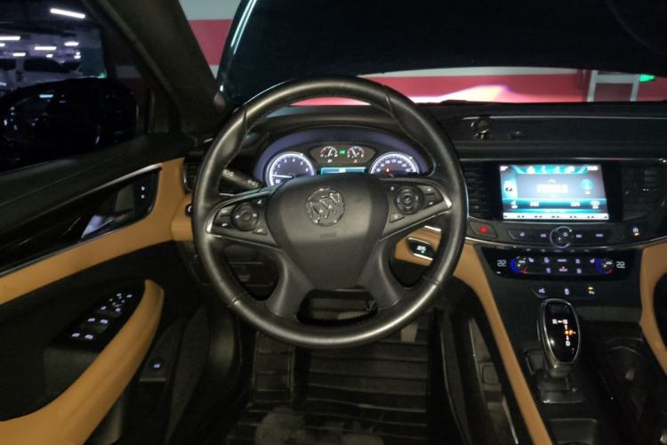 Used Buick LaCrosse 2018 28T Elite Edition Steering Wheel