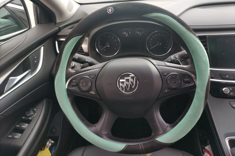 Used Buick LaCrosse 2018 20T Elite Edition Steering Wheel