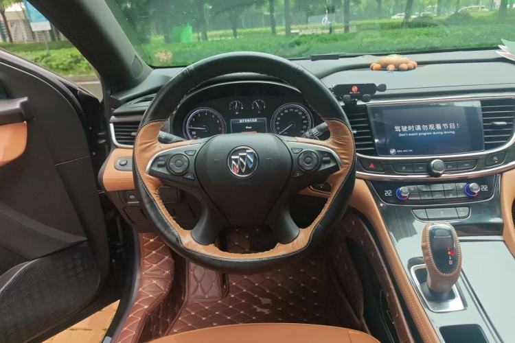 Used Buick LaCrosse 2018 28T Elite Edition Steering Wheel