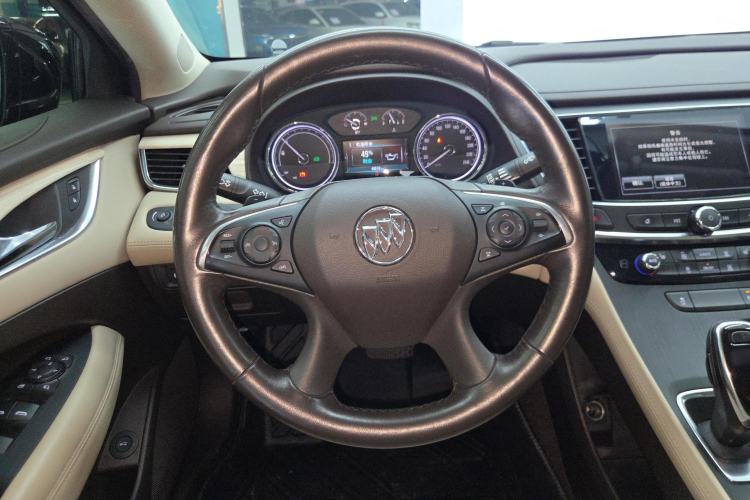 Used Buick LaCrosse 2018 30H Elite Edition Steering Wheel