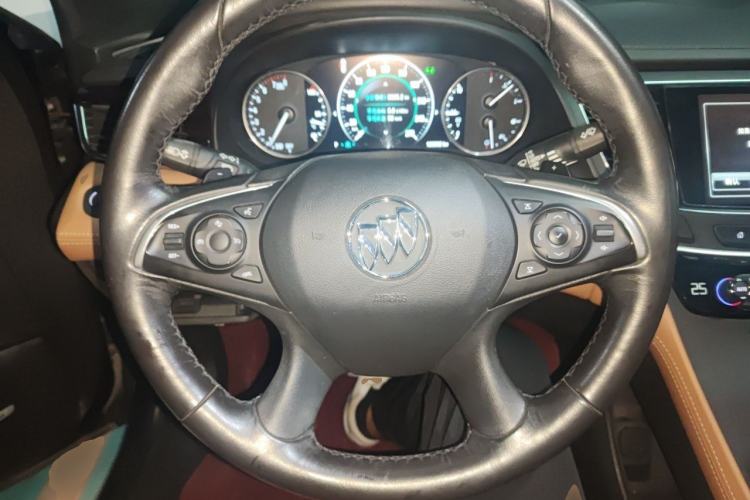 Used Buick LaCrosse 2018 28T Luxury Model Steering Wheel