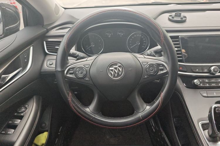 Used Buick LaCrosse 2018 20T Elite Edition Steering Wheel