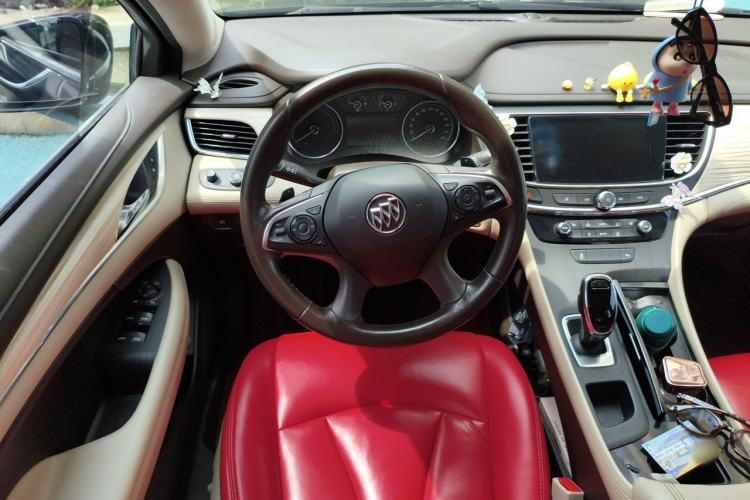 Used Buick LaCrosse 2018 30H Elite Edition Steering Wheel