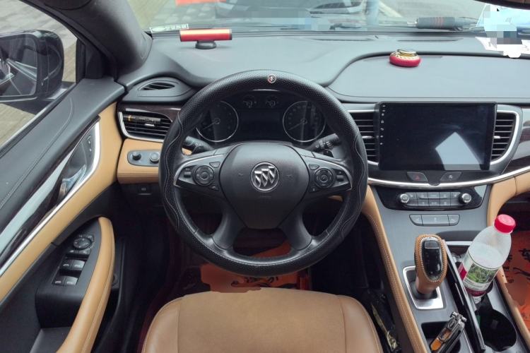 Used Buick LaCrosse 2018 28T Elite Edition Steering Wheel