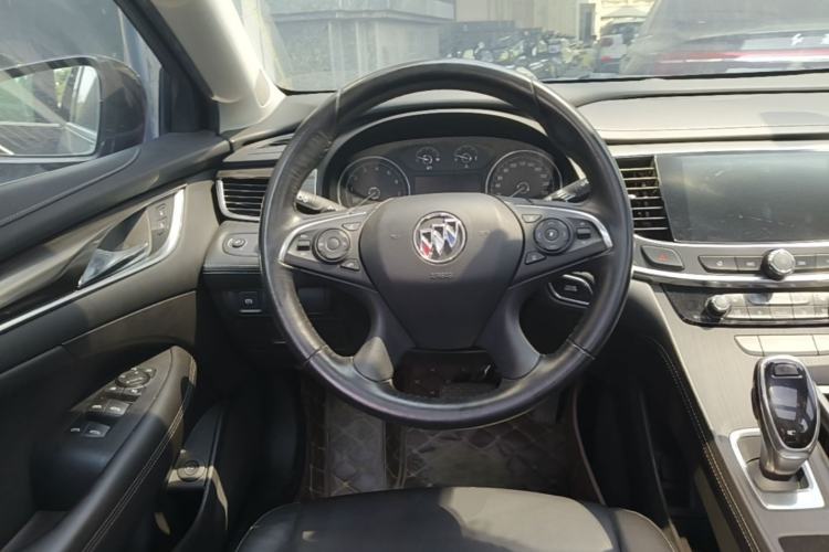 Used Buick LaCrosse 2018 20T Elite Edition Steering Wheel