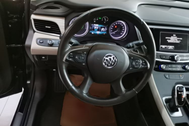 Used Buick LaCrosse 2018 30H Elite Edition Steering Wheel