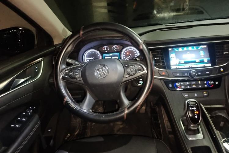 Used Buick LaCrosse 2018 20T Elite Edition Steering Wheel