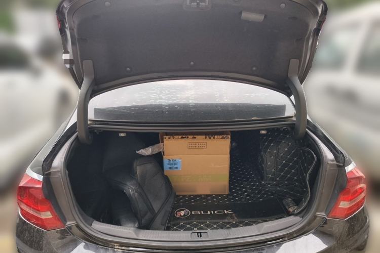 Used Buick LaCrosse 2018 20T Elite Edition Trunk