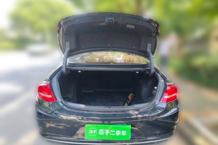 Used Buick LaCrosse 2018 20T Elite Edition Trunk
