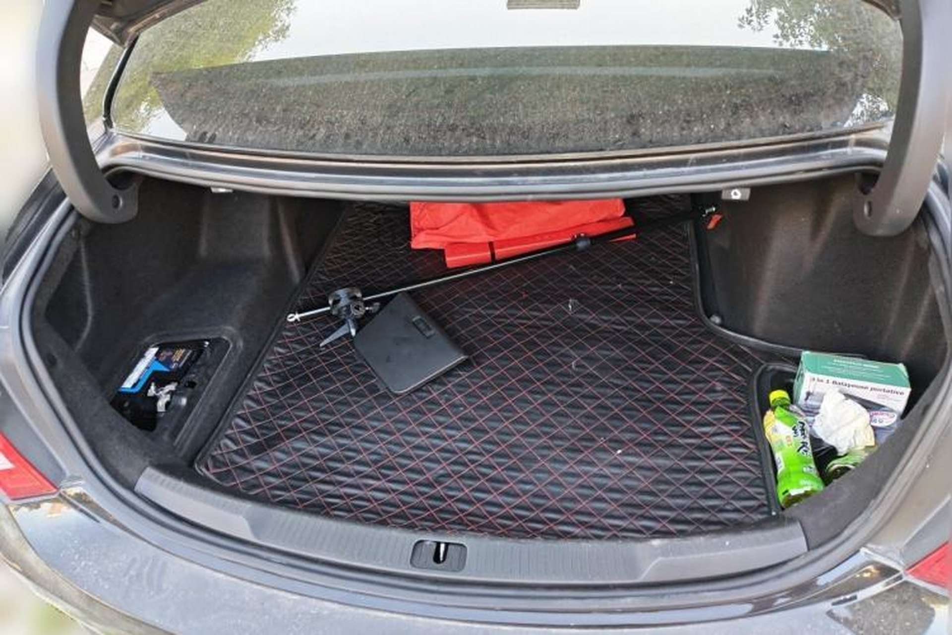 Used Buick LaCrosse 2018 20T Elite Edition Trunk
