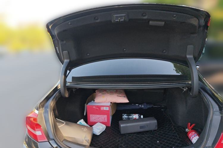Used Buick LaCrosse 2018 20T Luxury Model Trunk