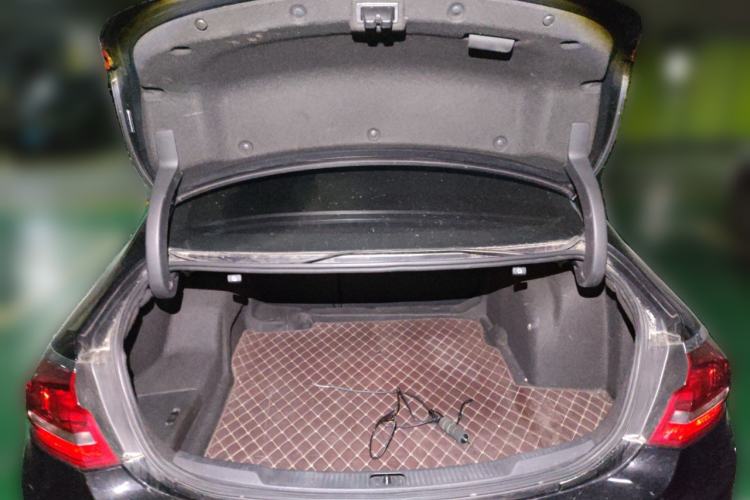 Used Buick LaCrosse 2018 20T Elite Edition Trunk