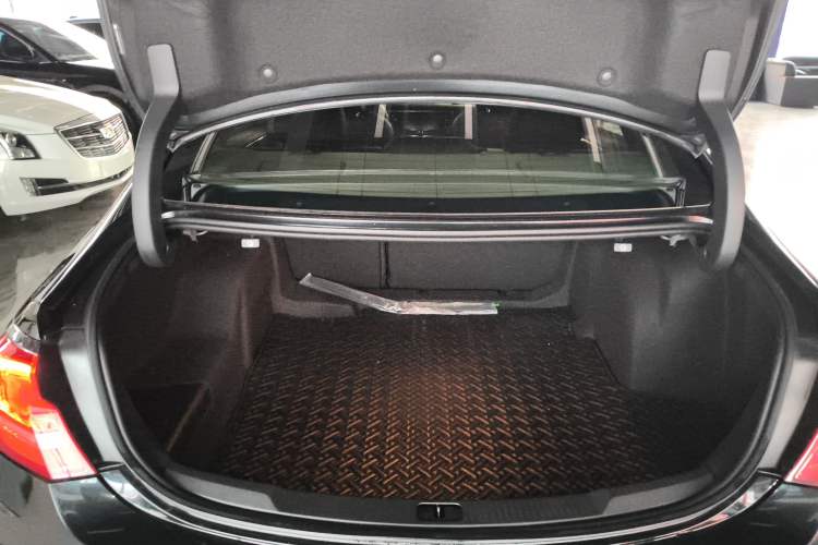 Used Buick LaCrosse 2018 20T Elite Edition Trunk