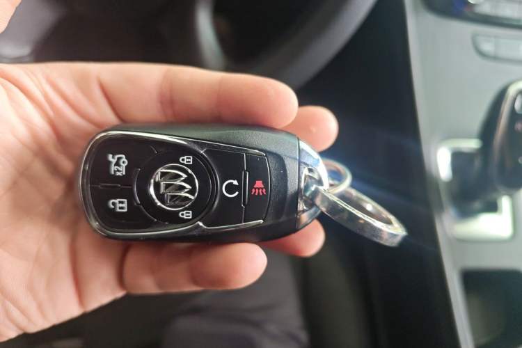 Used Buick LaCrosse 2018 20T Elite Edition Vehicle Key