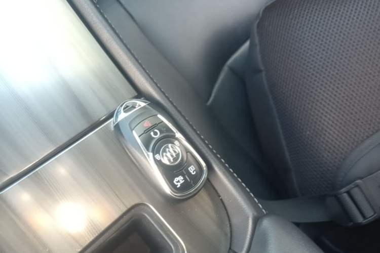 Used Buick LaCrosse 2018 20T Elite Edition Vehicle Key