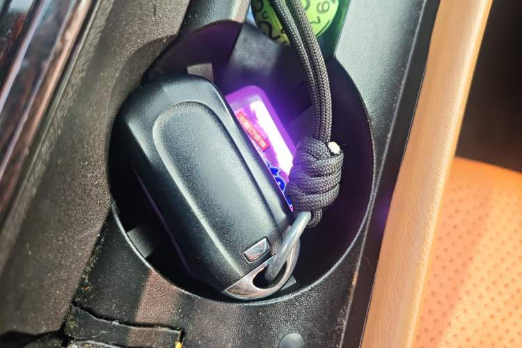 Used Buick LaCrosse 2018 28T Luxury Model Vehicle Key