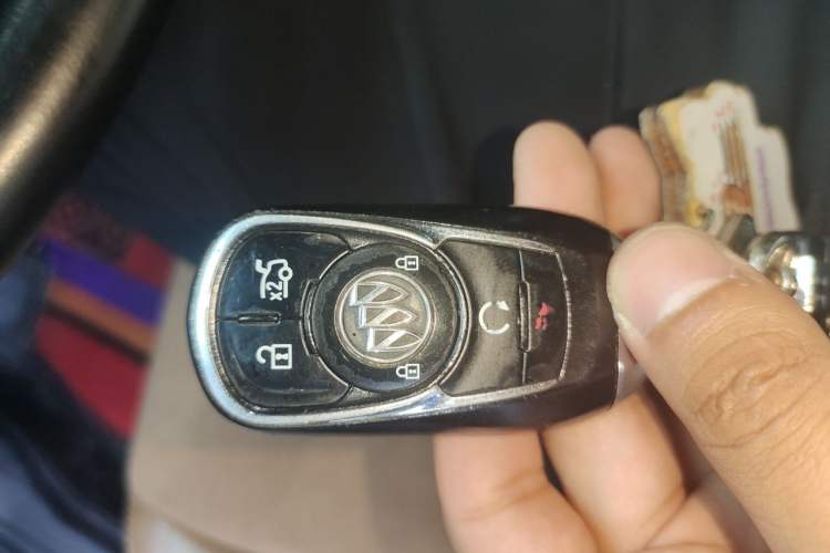 Used Buick LaCrosse 2018 28T Elite Edition Vehicle Key