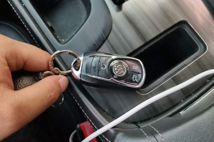 Used Buick LaCrosse 2018 20T Elite Edition Vehicle Key