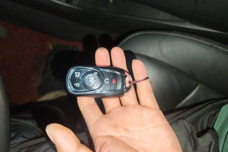 Used Buick LaCrosse 2018 20T Elite Edition Vehicle Key