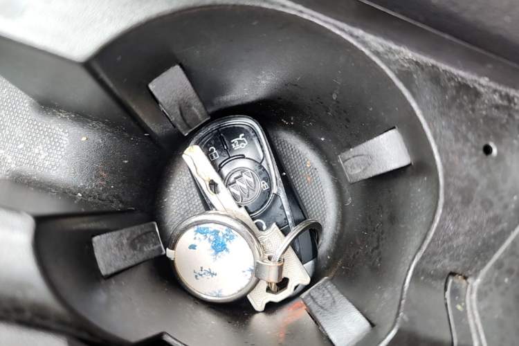 Used Buick LaCrosse 2018 20T Elite Edition Vehicle Key