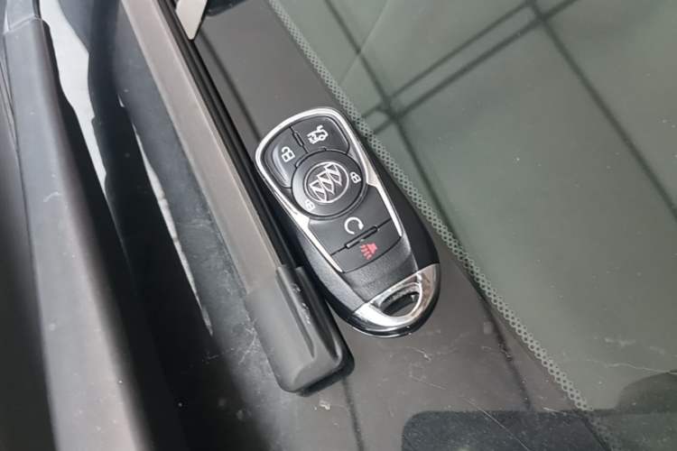 Used Buick LaCrosse 2018 20T Elite Edition Vehicle Key
