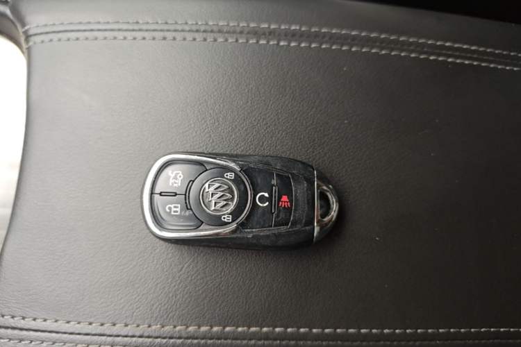 Used Buick LaCrosse 2018 20T Elite Edition Vehicle Key