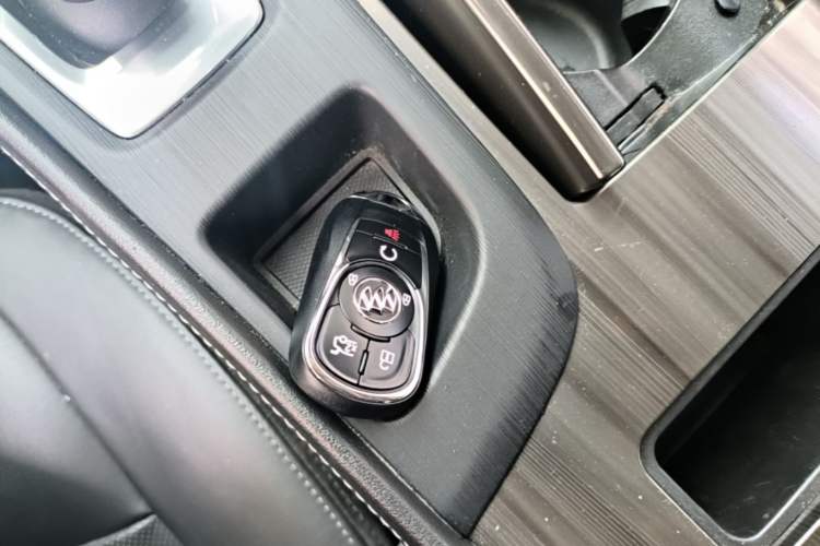 Used Buick LaCrosse 2018 20T Elite Edition Vehicle Key