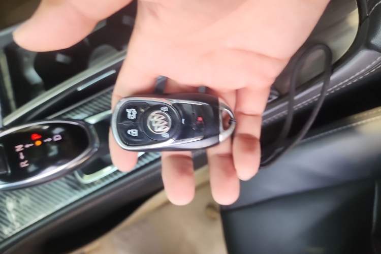 Used Buick LaCrosse 2018 20T Elite Edition Vehicle Key